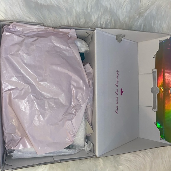 Aldo x Disney Royalslipper Sz 6 - Picture 4 of 11